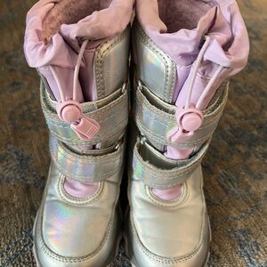 Lands end girl snow boots size 12